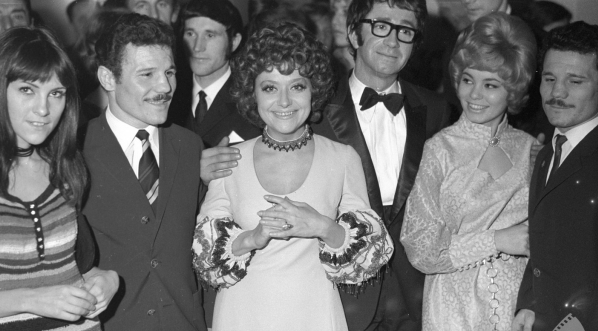  Aktorzy z filmu Andrzeja Konica "Motodrama" z 1971 roku.  