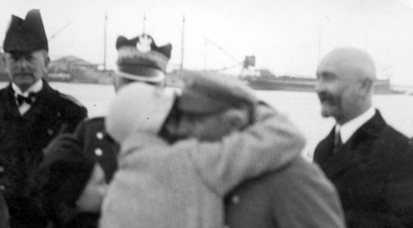  Przyjazd marszałka Polski Józefa Piłsudskiego do Gdyni po pobycie na Maderze, marzec 1931 roku.  