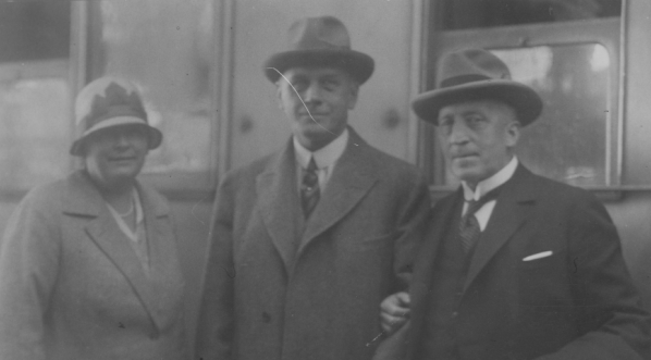  Wyjazd z Kopenhagi posła nadzwyczajnego i ministra pełnomocnego RP w Szwecji Konstantego Rozwadowskiego, 03.08.1928 r.  