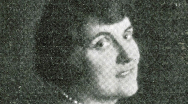  Anna Słonczyńska.  