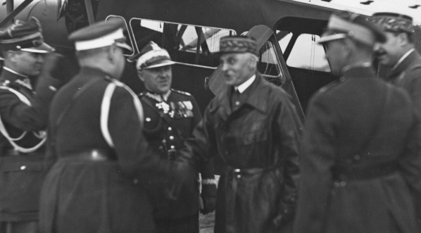  Inspektor francuskiego lotnictwa generał Emile  Hergault z wizytą w Warszawie w czerwcu 1931 roku. (2)  