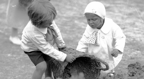  Budowa Kopca imienia marszałka Józefa Piłsudskiego na Sowińcu w Krakowie w maju 1935 r. (3)  