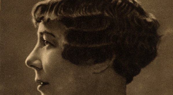  Zofia Kossak-Szczucka.  