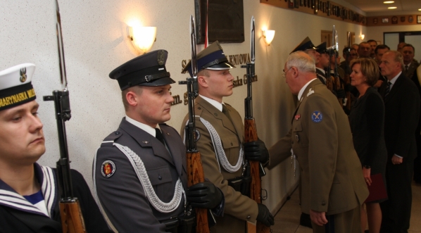  Ceremonia odsłonięcia tablicy pamięci generała Franciszka Gągora w siedzibie Sztabu Generalnego w Warszawie  25.10.2011 r.  