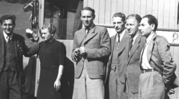  Przygotowania w Dolinie Chochołowskiej do lotu do stratosfery balonem "Gwiazda Polski", październik 1938 roku.  