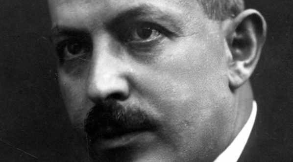  Ludwik Darowski, minister pracy i opieki społecznej.  