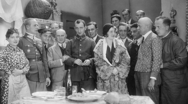  Film "Ułani, ułani, chłopcy malowani" z 1931 roku.  