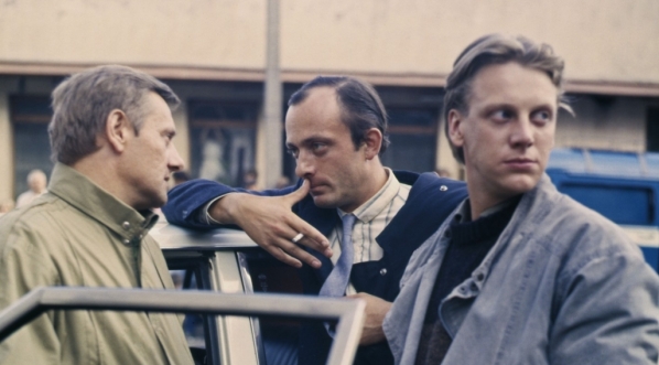  Scena z filmu Wojciecha Wójcika "Prywatne śledztwo" z 1986 roku.  