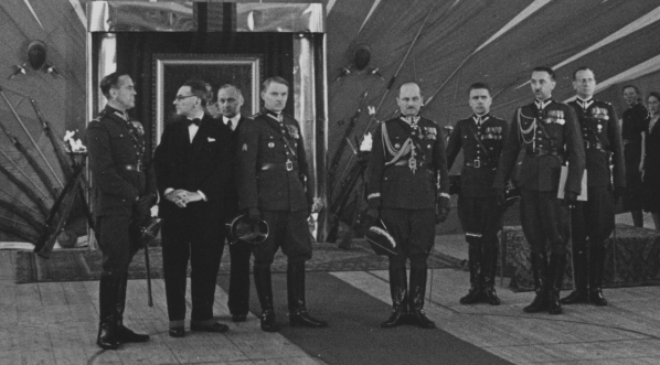  Uroczystość nadania Centralnemu Instytutowi Wychowania Fizycznego w Warszawie statutu Akademii Wychowania Fizycznego 21.03.1939 r.   