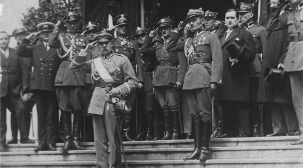  Nabożeństwo żałobne w Warszawie w intencji zmarłego króla Rumunii Ferydnanda I, 25.07.1927 r.  