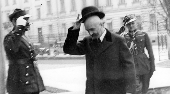  Posiedzenie Sejmu w sprawie ratyfikacji pożyczki kolejowej udzielonej Polsce przez Francję, Warszawa 25.04.1931 r.   