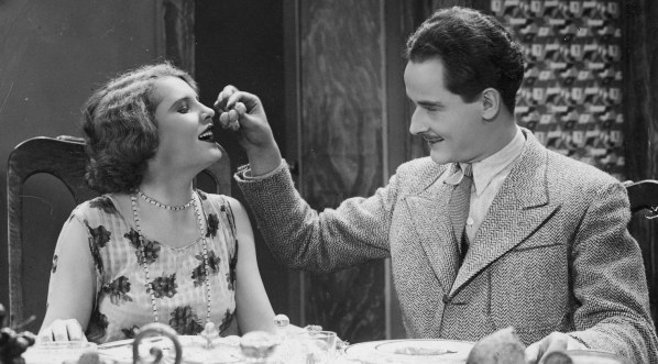  Film "Serce na ulicy" z 1930 roku.  