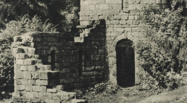  Lwów, ruiny w parku Kilińskiego. (fot. Adam Lenkiewicz)  