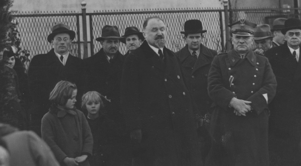  1.	Uroczystość uruchomienia wodociągów na Siekierkach w Warszawie 24.10.1936 r.  