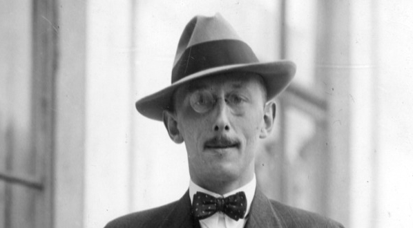  Kajetan Dzierżykraj-Morawski, kierownik Ministerstwa Spraw Zagranicznych. Fotografia portretowa. (maj 1926 r.)  