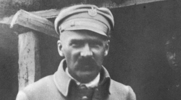  Legiony na froncie wschodnim nad Stochodem - Józef Piłsudski w okopach pod Rudką Miryńską. (sierpień 1916 r.)  