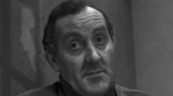  Ludwik Benoit w odcinku "O złodzieju" w serialu telewizyjnym Andrzeja Kondratiuka "Klub Profesora Tutki" z 1968 roku.  