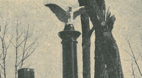  Pomnik na grobie Bernarda Goldmana we Lwowie.  