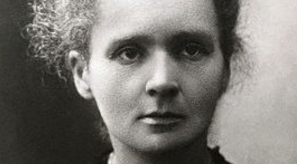  Portret Marii Skłodowskiej-Curie wykonany przed 1907 rokiem.  