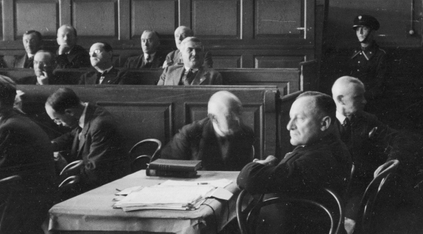  Proces Rity Gorgonowej oskarżonej o zabójstwo Elżbiety (Lusi) Zaremby córki lwowskiego architekta Henryka Zaremby przed Sądem Okręgowym w Krakowie, 6.03-29.04.1933 r.  