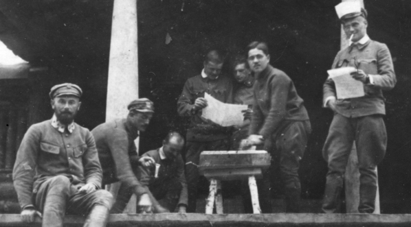  Legiony na froncie wschodnim nad Styrem - komenda 1 pułku piechoty w Anielinie na Wołyniu w  1916 r.  