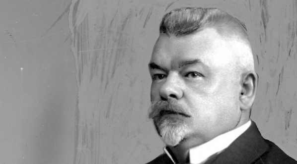  Seweryn Samulski, prezes Rady Nadzorczej Towarzysta Akcyjnego Hipolit Cegielski. Fotografia portretowa. (fot. R. S. Ulatowski,  1928 r.)  