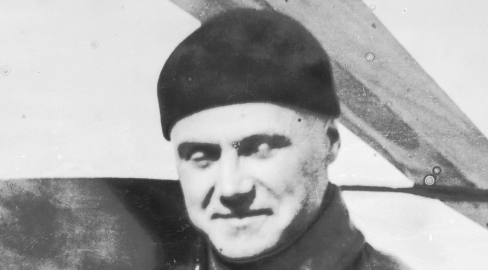  Franciszek Żwirko, porucznik, zwycięzca Międzynarodowych Zawodów Samolotów Turystycznych Challenge 1932  