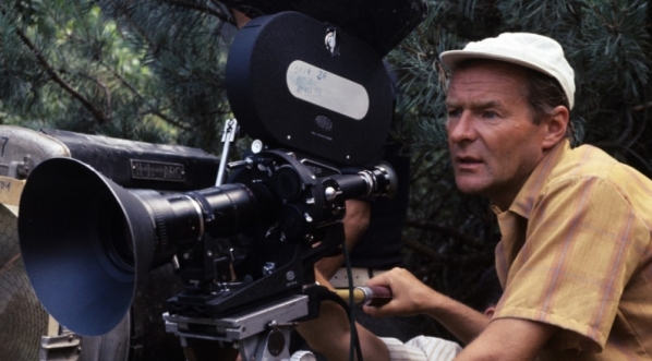  Jerzy Passendorfer podczas kręcenia filmu "Akcja Brutus" z 1970 roku.  