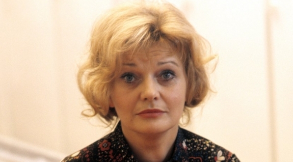  Lucyna Winnicka w filmie Grzegorza Królikiewicza "Wieczne pretensje" z 1975 roku.  