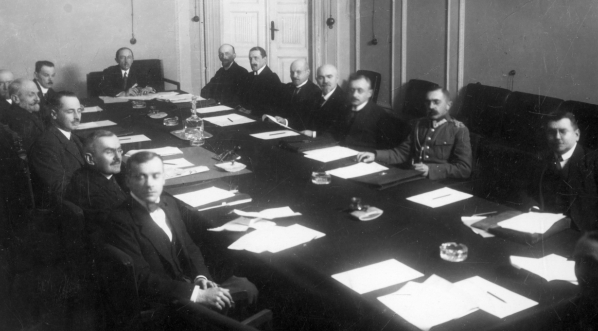  Posiedzenie gabinetu Leopolda Skulskiego, Warszawa 1919 r.  