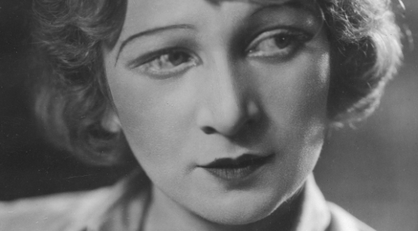  Maria Modzelewska w sztuce "Związek niedobrany" George'a Bernarda Shawa w Teatrze Małym w Warszawie w 1930 roku.  