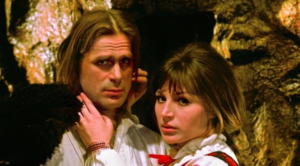  Marek Perepeczko i Ewa Lemańska w filmie Jerzego Passendorfera "Janosik" z 1973 roku.  
