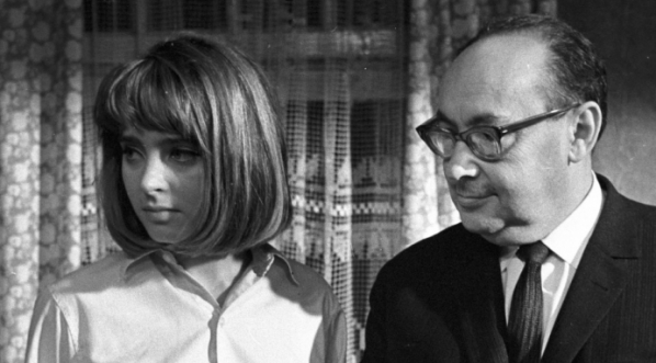  Aktorka Maja Wodecka i Stanisław Wohl na planie filmu Jana Batorego "Dancing w kwaterze Hitlera" z 1968 roku.  