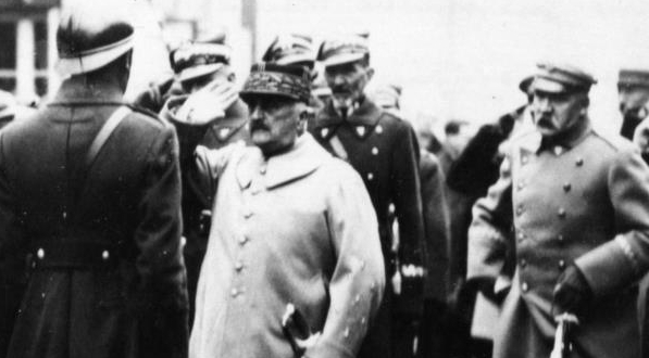  Powitanie marszałka Louisa Franchet d’Espèrey na Dworcu Głównym w Warszawie 17 listopada 1927 roku.  