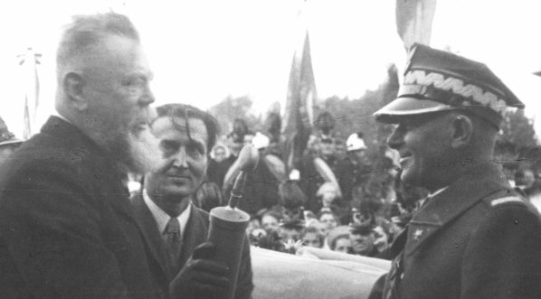  Podróż inspekcyjna marszałka Edwarda Rydza-Śmigłego na Zaolzie w październiku 1938 roku.  