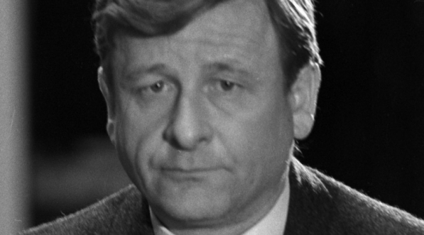 Mieczysław Stoor w filmie Waldemara Podgórskiego "Hasło "Korn"" z 1968 roku.  