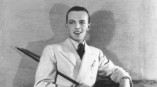  Wojciech Wojtecki w przedstawieniu "Profesja pani Warren" George'a Bernarda Shawa w Teatrze Malickiej w Warszawie w czerwcu 1936 roku.  