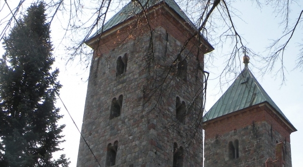  Zespół klasztorny Zwiastowania Najświętszej Marii Panny w Czerwińsku nad Wisłą.  