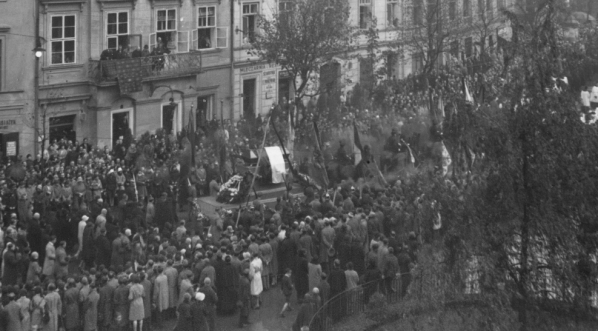  Uroczystości pogrzebowe artysty malarza Jacka Malczewskiego w Krakowie, październik 1929 roku.  