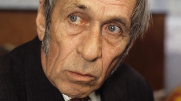  Bolesław Płotnicki w filmie Sylwestra Szyszko "Zerwane cumy" z 1979 roku.  