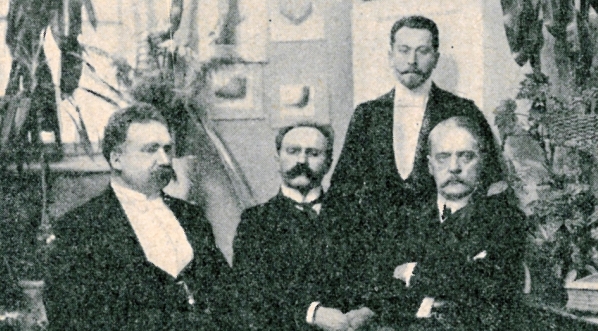  Jan Raum (x)w otoczeniu lekarzy.  