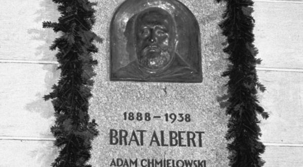  Uroczystości ku czci Brata Alberta w Krakowie w październiku 1938 roku.  