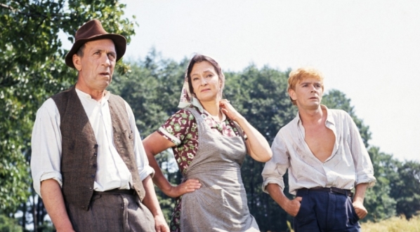  Scena z filmu Wojciecha Solarza "Wezwanie" z 1971 roku.  