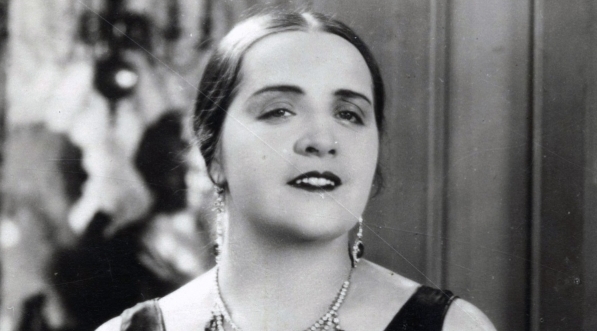  Maria Gorczyńska w filmie Ryszarda Ordyńskiego "Tajemnica lekarza" z 1930 roku.  