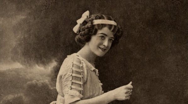  Kazimiera Niewiarowska (ok. 1910 r.)  