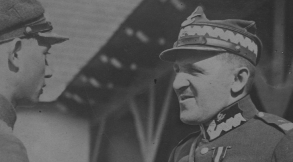  Gen. dyw. Tadeusz Piskor - inspektor armii. (1931 r.)  