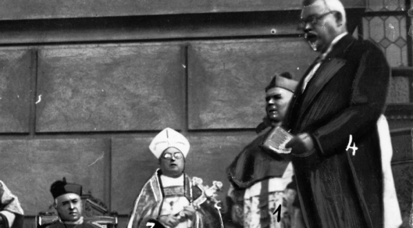  Jubileusz 25 - lecia kapłaństwa Prymasa Polski ks. kard. Augusta Hlonda. (1930 r.)  