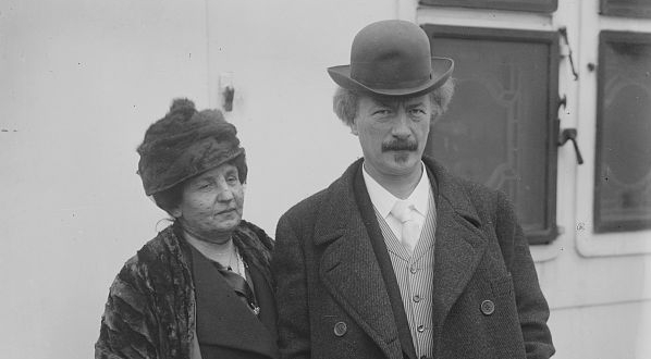 Ignacy Jan Paderewski z żoną na pokładzie statku w 1918 roku.  