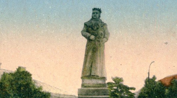 Pomnik Jagiełły w Gródku Jagiellońskim  