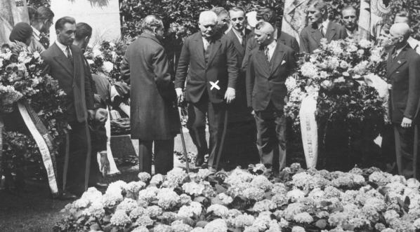  Uroczystości w Poznaniu z okazji 60 rocznicy śmierci kompozytora Stanisława Moniuszki 6.06.1932 r.  